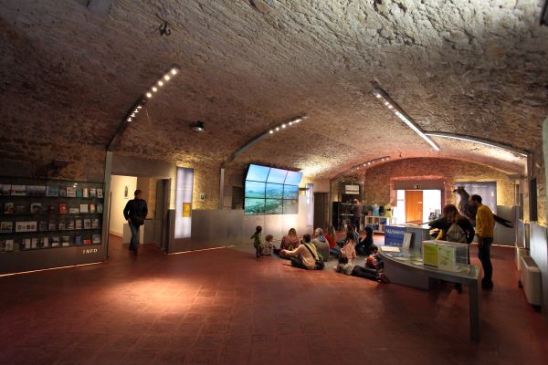 Recepció - Planta baixa | © Museu de la Mediterrània Recepció - Planta baixa | © Museu de la Mediterrània