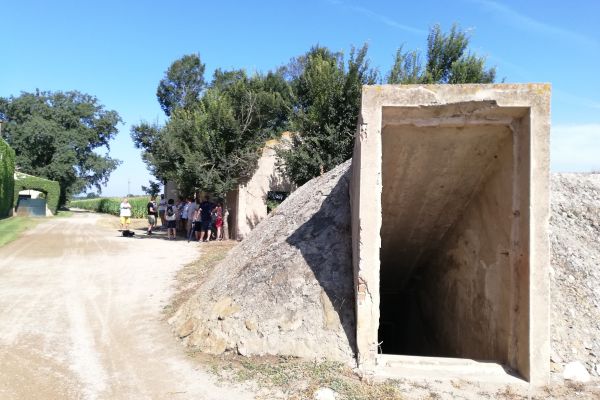 Refugi Gran Aeròdrom de Canet | © Museu de la Mediterrània Refugi Gran del Mas d'en Mach, Aeròdrom 318 de Canet de la Tallada